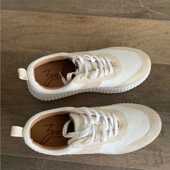 NWOT! Women's Cooper Lace-Up Platform Sneakers, 9 - Picture 3 of 12